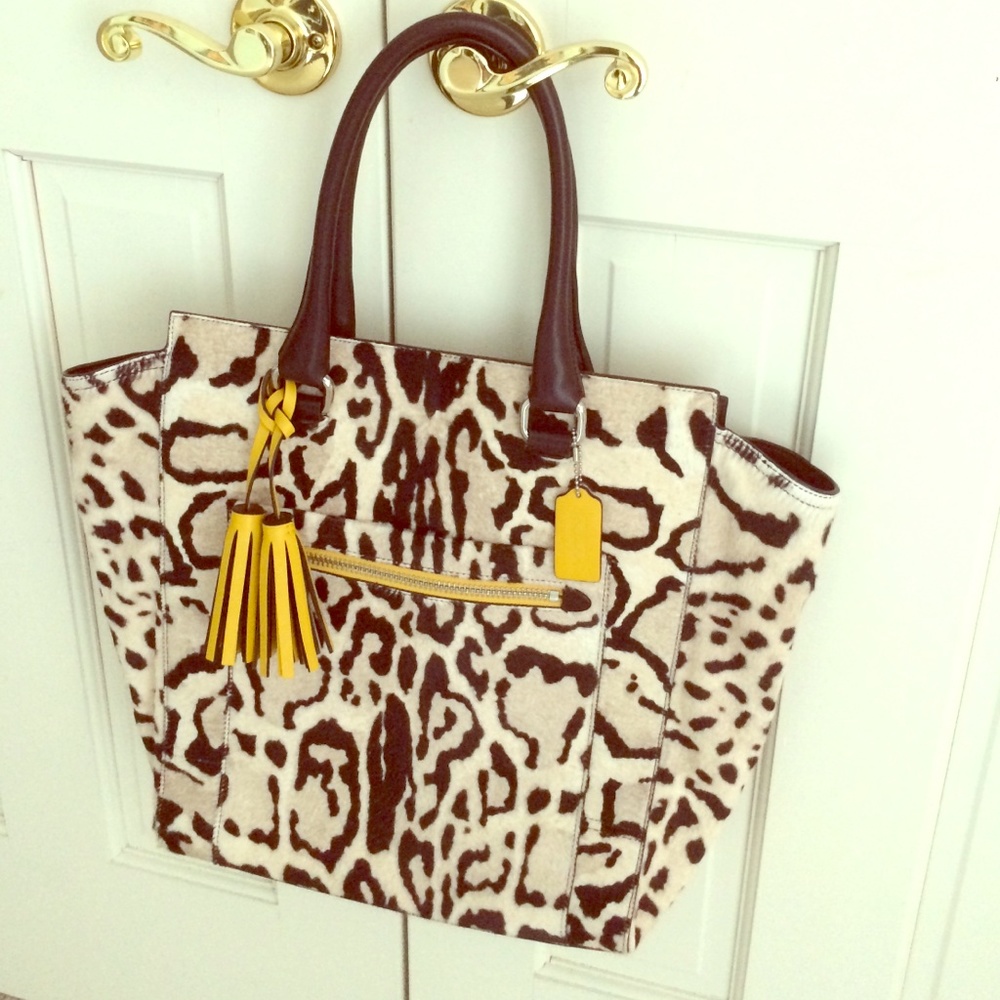 Authentic COACH Bag/ Tote for laptop, work or play.  Never used, so it’s NEW!